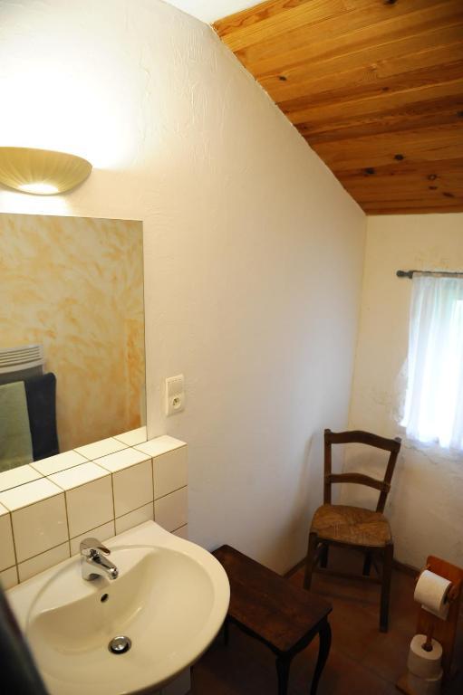 Chambres D'Hotes Le Chintre Queyssel Habitación foto